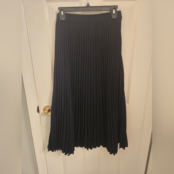 H&M Dresses & Skirts - Long Skirt